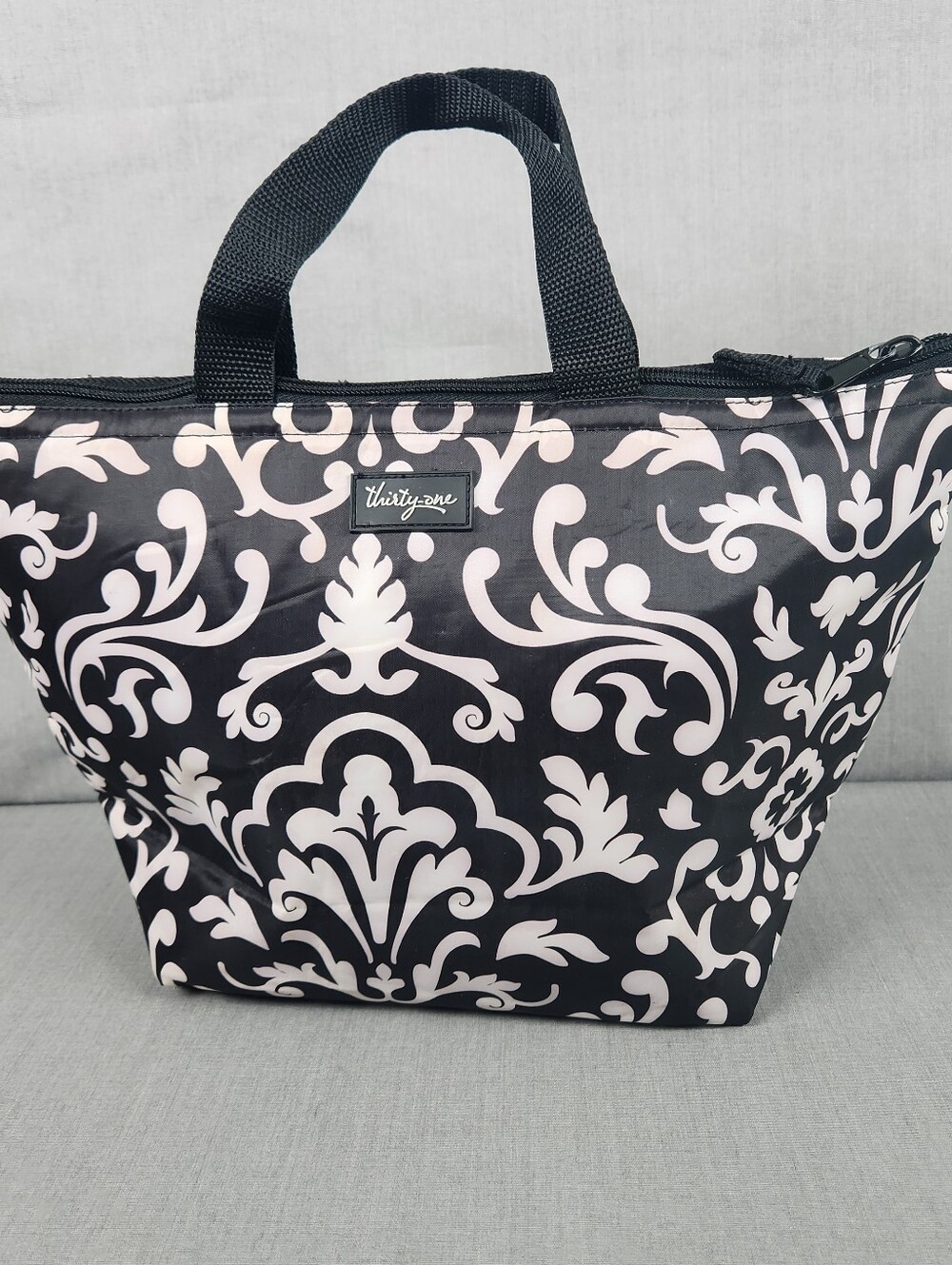 Thirty-one Insulated Lunch Bag Black And White Damask Design Medium Size